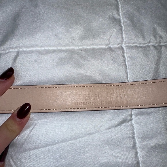 Gucci Reversible Belt THIN PATENT DOUBLE G BELT - Picture 5 of 7